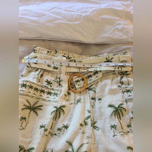Show Me Your MuMu Palm Tree Print Shorts! - Picture 12 of 15